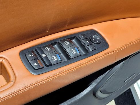 Used 2018 Maserati Quattroporte S GranLusso image 11