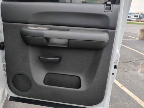 Used 2009 Chevrolet Silverado 1500 LT w/ Power Pack Plus image 26