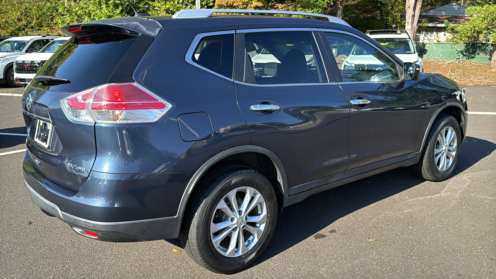Used 2015 Nissan Rogue SV w/ SV Premium Package AWD/4WD image 26