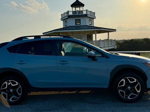 Used 2018 Subaru Crosstrek 2.0i Limited w/ Popular Package #2 AWD/4WD image 4