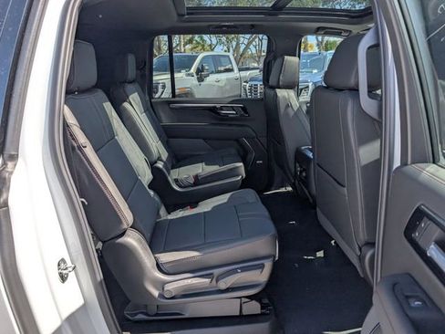 New 2026 Chevrolet Suburban RST w/ Comfort Package image 16