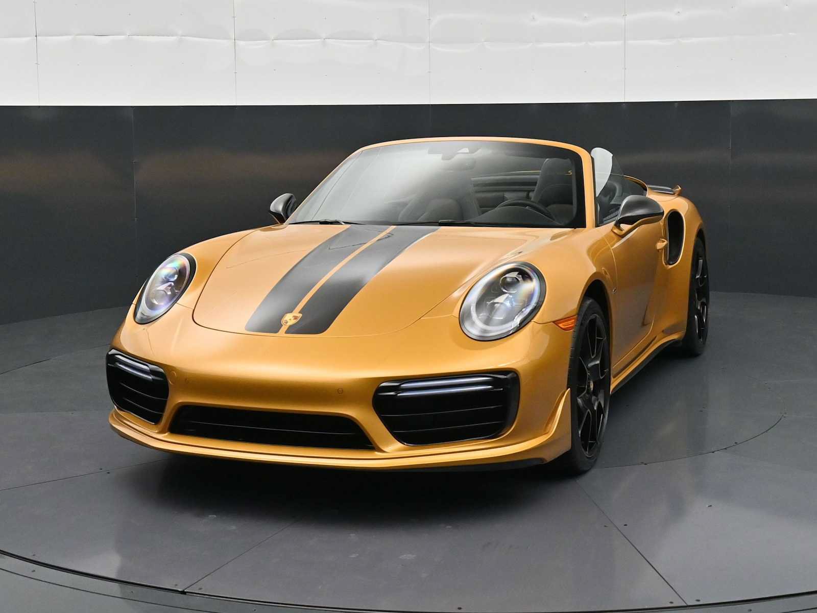 Certified 2019 Porsche 911 Turbo S AWD/4WD image 30