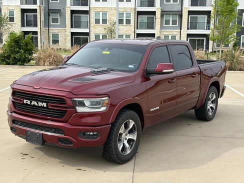 Used 2022 RAM 1500 Laramie w/ Sport Appearance Package image 12
