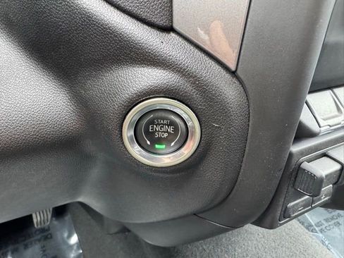 Certified 2024 Chevrolet Silverado 1500 Custom AWD/4WD image 18