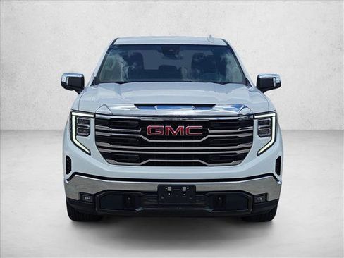 Used 2026 GMC Sierra 1500 SLT RWD image 2