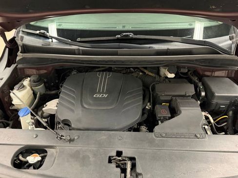 Used 2017 Kia Sedona LX w/ LX Essentials Premium Package image 37