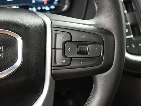 Used 2023 GMC Yukon XL SLT AWD/4WD image 22