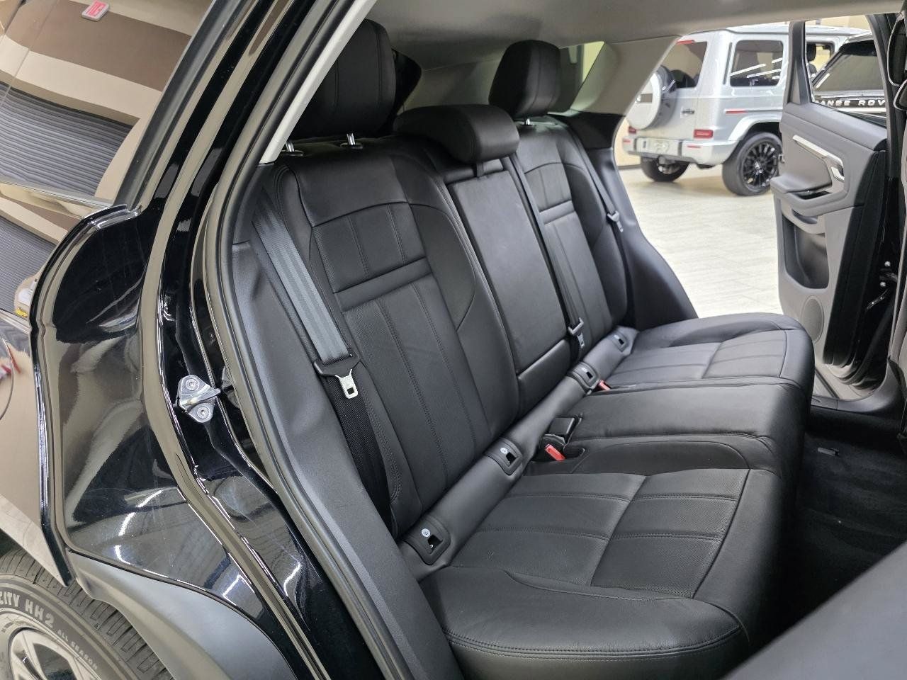 Used 2020 Land Rover Range Rover Evoque S AWD/4WD image 24