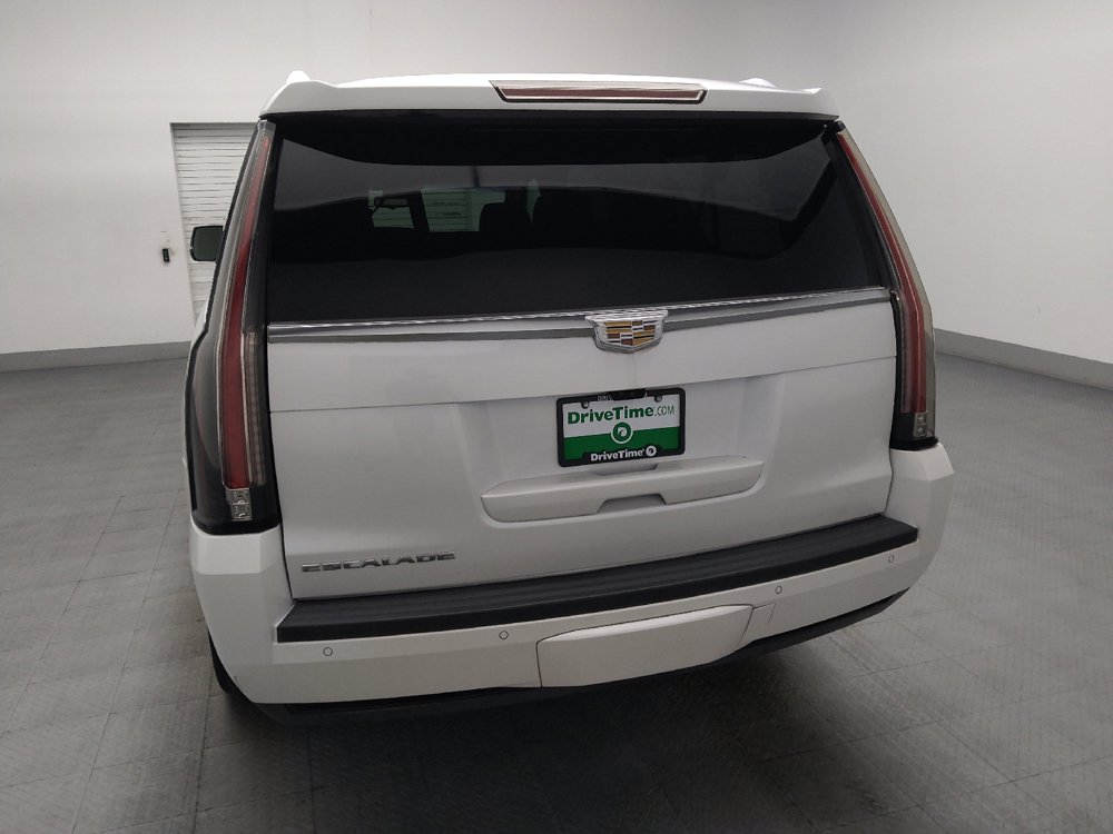 Used 2017 Cadillac Escalade ESV Premium Luxury AWD/4WD image 6