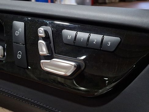 Used 2019 Mercedes-Benz GLS 550 4MATIC image 25
