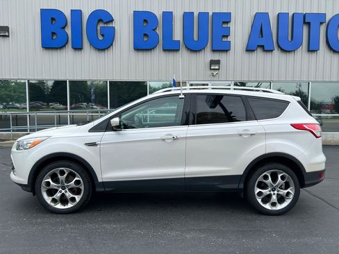 Used 2013 Ford Escape Titanium w/ Parking Technology Pkg AWD/4WD image 2