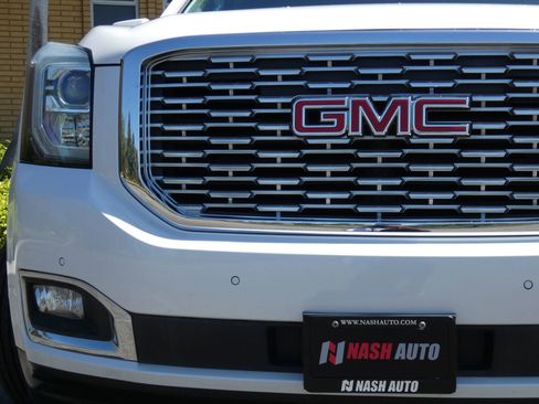 Used 2018 GMC Yukon Denali w/ Denali Ultimate Package image 20