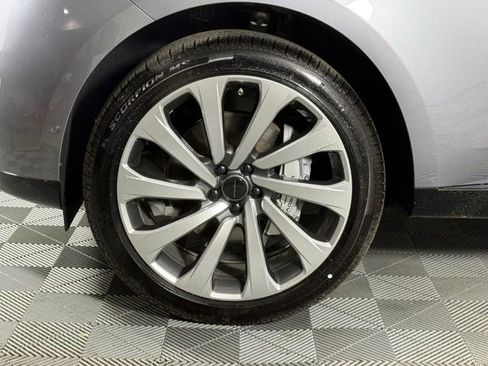 New 2026 Land Rover Range Rover SE AWD/4WD image 13