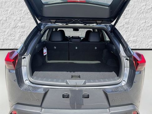 New 2026 Lexus UX 300h FWD image 12