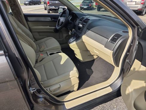 Used 2010 Honda CR-V LX image 11