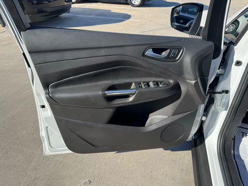 Used 2017 Ford C-MAX SE image 22