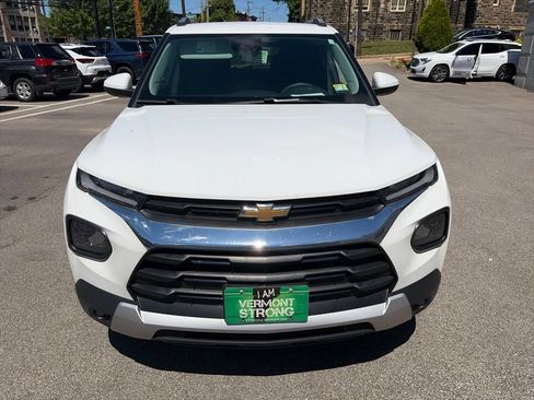 Used 2023 Chevrolet TrailBlazer LT w/ Convenience Package FWD image 5