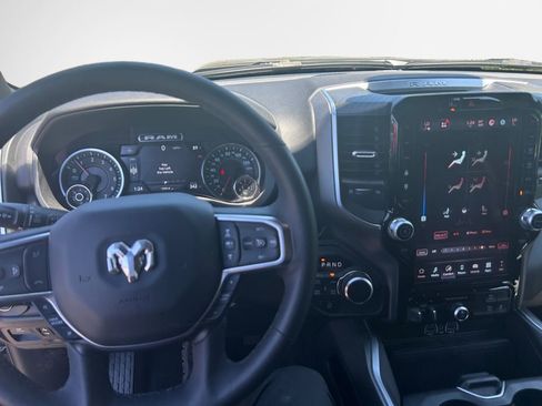 Used 2025 RAM 1500 Big Horn AWD/4WD image 16