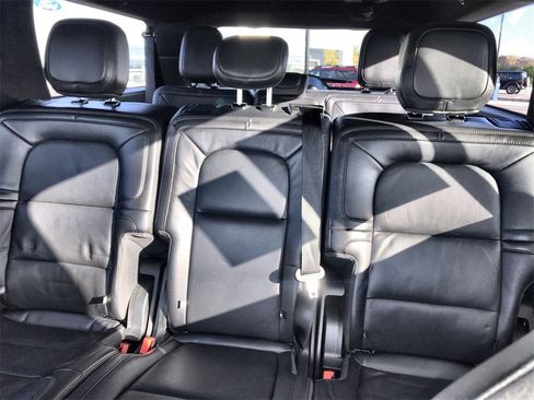 Used 2024 Lincoln Navigator L Reserve image 23