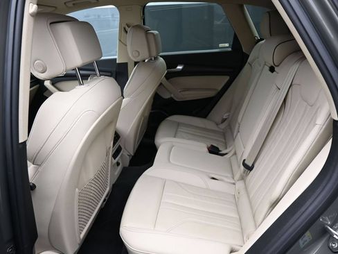 Used 2024 Audi Q5 2.0T Premium Plus AWD/4WD image 13