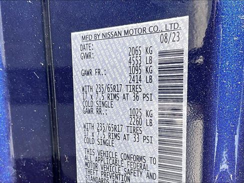 Used 2023 Nissan Rogue S image 31