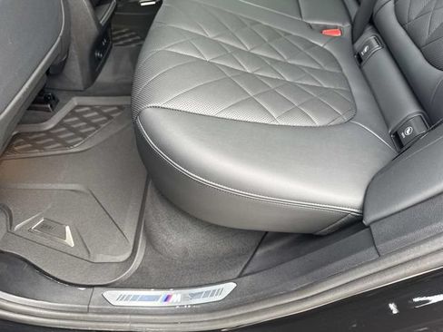 Used 2024 BMW X5 xDrive40i w/ M Sport Package AWD/4WD image 27