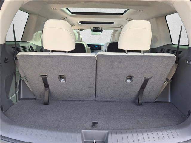 Used 2024 Hyundai Santa Fe Calligraphy FWD image 5