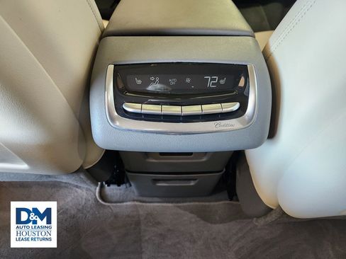 Used 2024 Cadillac XT6 Premium Luxury w/ Technology Package image 39