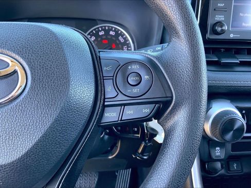 Certified 2021 Toyota RAV4 LE w/ Carpet Mat Package (TMS) image 23