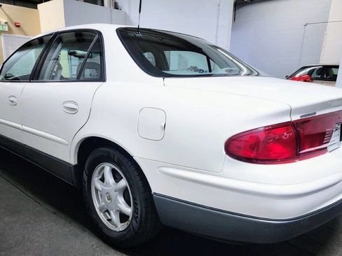 Used 2001 Buick Regal GS w/ Prestige Pkg image 33