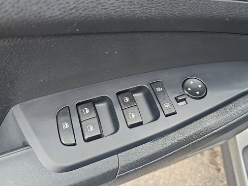 Used 2025 Kia Sportage LX AWD/4WD image 11