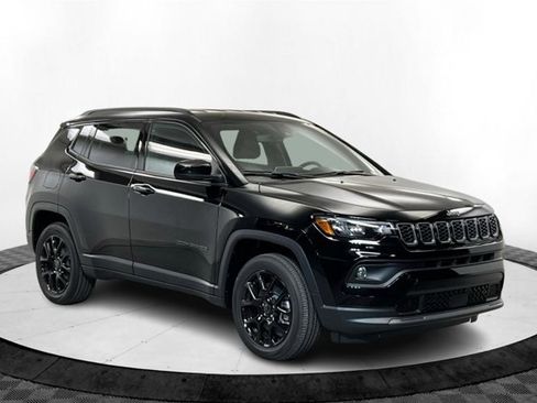 New 2026 Jeep Compass Latitude image 7