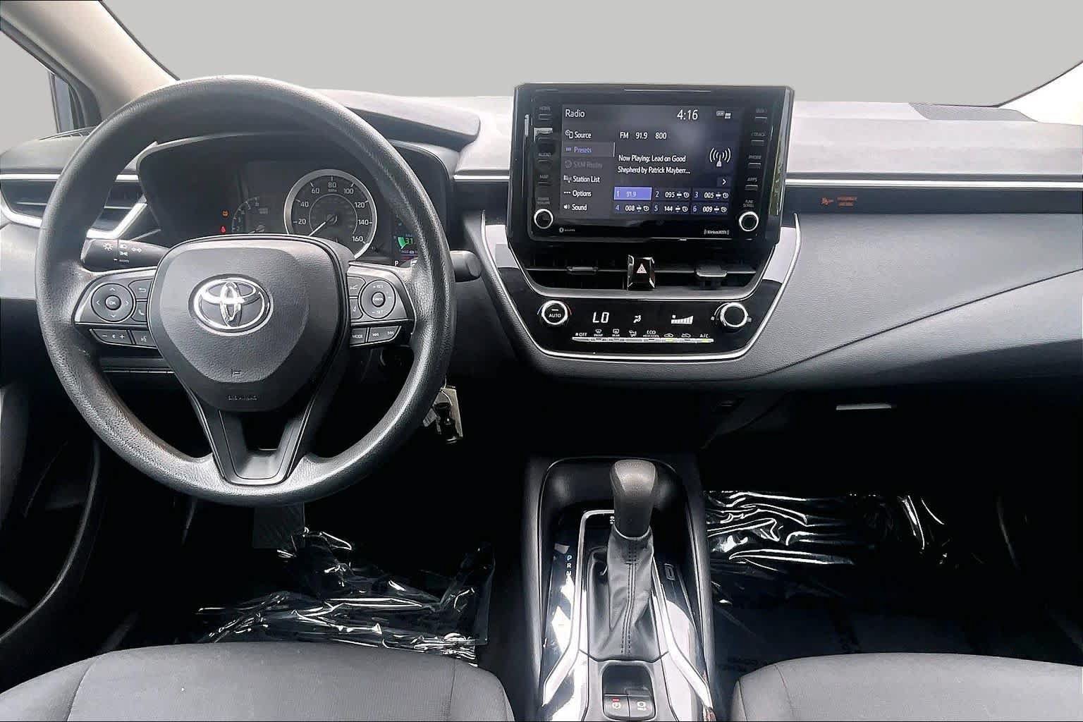 Used 2022 Toyota Corolla LE FWD image 15