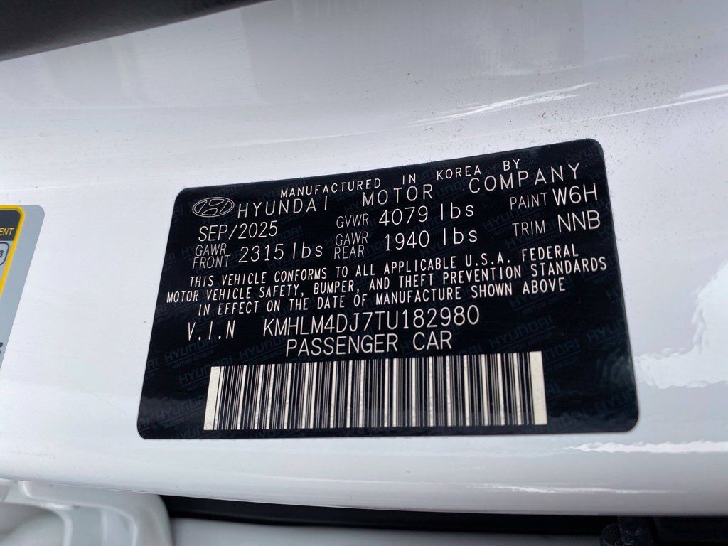 Certified 2026 Hyundai Elantra Hybrid FWD image 26