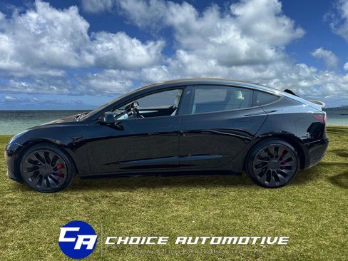 Used 2023 Tesla Model 3 Performance image 3