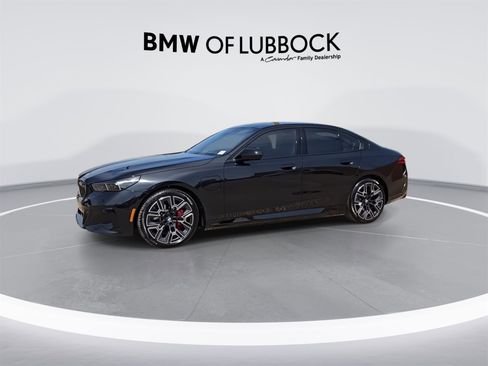 Used 2026 BMW 550e xDrive image 5