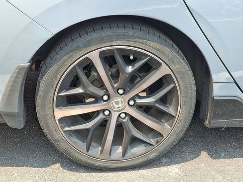 Used 2020 Honda Civic Sport Touring image 5