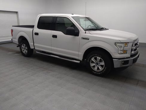 Used 2016 Ford F150 XLT RWD image 11