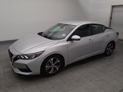 Used 2020 Nissan Sentra SV FWD image 2