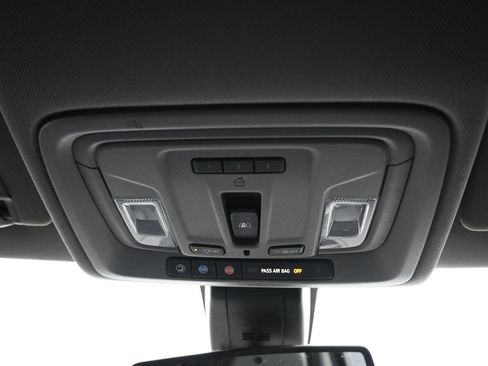 Used 2019 GMC Sierra 1500 SLT w/ SLT Premium Plus Package image 24