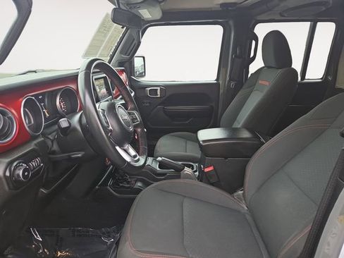 Used 2018 Jeep Wrangler Unlimited Rubicon w/ Safety Group image 9