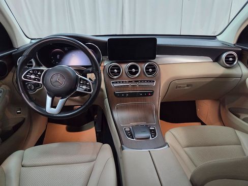 Used 2020 Mercedes-Benz GLC 300 4MATIC w/ Parking Assistance Package image 17