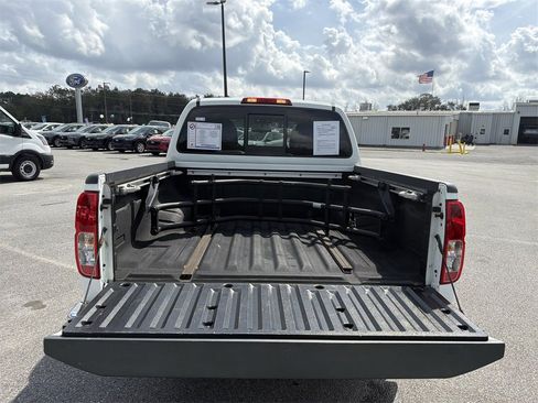 Used 2017 Nissan Frontier SV w/ SV Value Truck Package image 19