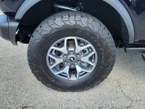 Used 2025 Ford Bronco Badlands AWD/4WD image 5
