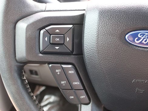 Used 2020 Ford F150 XLT w/ Equipment Group 302A Luxury AWD/4WD image 20
