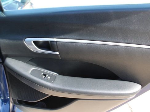 Used 2022 Hyundai Sonata SE FWD image 9