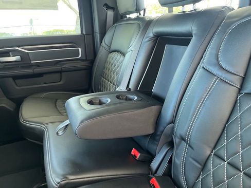 New 2022 RAM 2500 Big Horn w/ Level C Equiment Group image 32