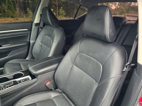Certified 2025 Nissan Altima 2.5 SL AWD/4WD image 13