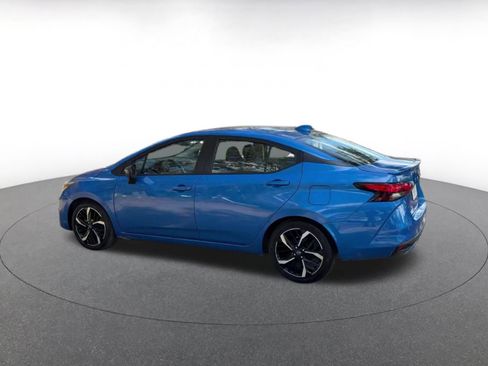 Used 2024 Nissan Versa SR image 10