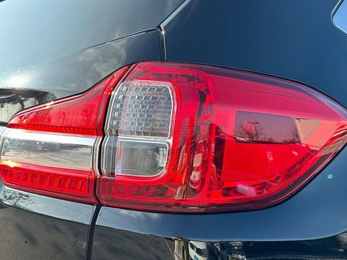 Used 2020 Subaru Ascent Premium w/ Convenience Package image 36